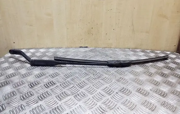 Opel Omega B2 Front wiper blade arm 90493822