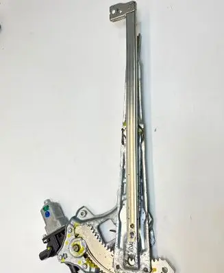 Honda Civic IX Front door window regulator with motor 