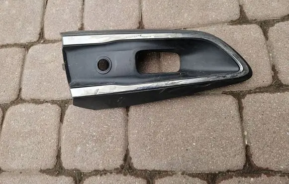 Renault Zoe Front bumper lower grill 261A32884R