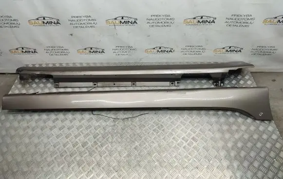 BMW 2 F45 Sill