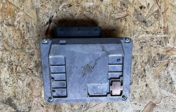 Porsche Macan (95B) Transfer box differential control unit 95B927771d