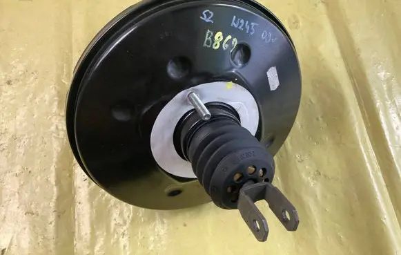 Mercedes-Benz B W245 Brake booster A1694300330 A1694300202