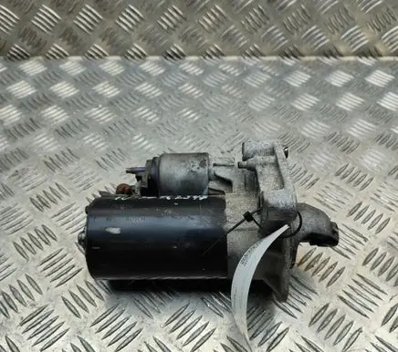BMW 1 F20 F21 Starter motor 7638192