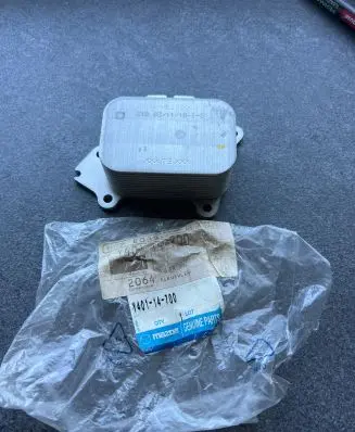 Volvo V40 Oil filter mounting bracket Y40114700 2064