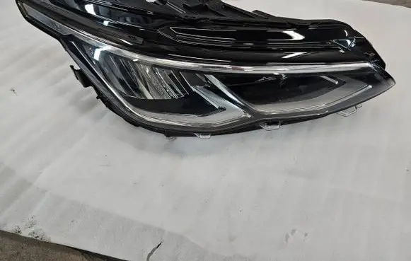 Volkswagen Golf VIII Headlight/headlamp 5H1941006B 90150891 9001VW4AA92Q