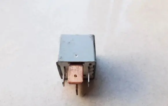 Audi A4 S4 B5 8D Other relay 11937503 22204007