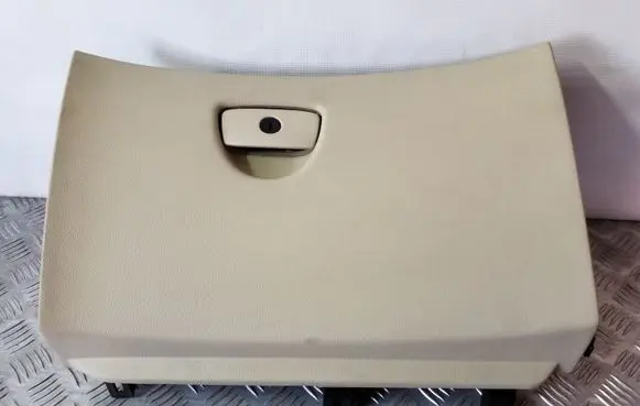 Infiniti EX Glove box 681021BA0A