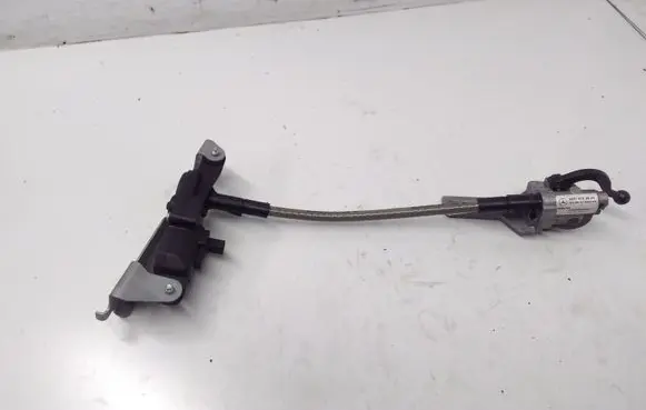 Mercedes-Benz R W251 Vent window/glass motor A2518201942 A2516700304