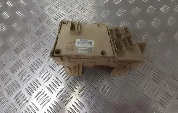 Toyota Avensis T250 Fuse box set