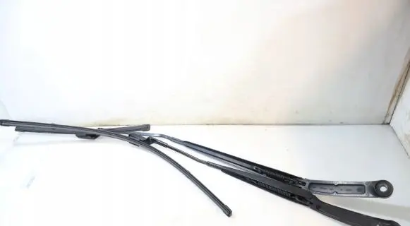 Fiat Tipo Front wiper blade arm