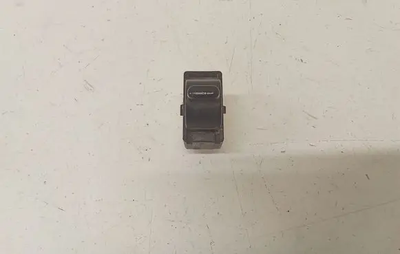 Nissan Navara D22 Electric window control switch 3317A