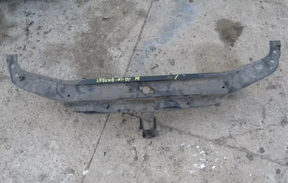 Renault Laguna I Radiator support slam panel