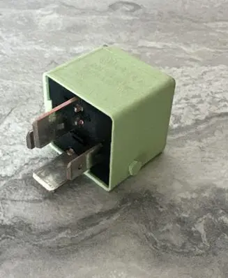 Audi A6 S6 C7 4G Other relay 4H0951253 V23136J00063C2 PA66GF25