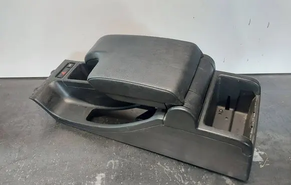 BMW 3 E46 Armrest 8213678 8213680 51168213678