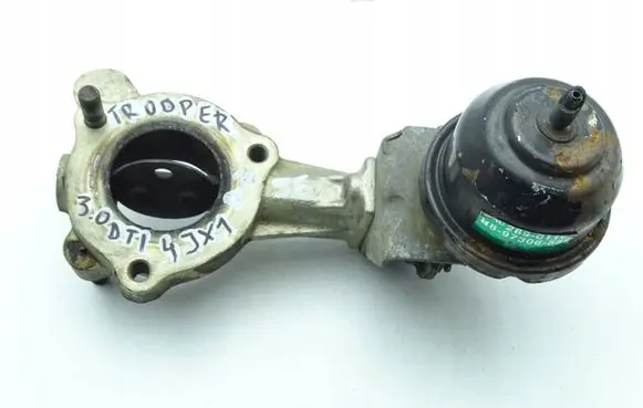 Isuzu D-Max EGR valve 8-97306-586