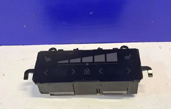 Volvo XC90 Climate control unit 31674023