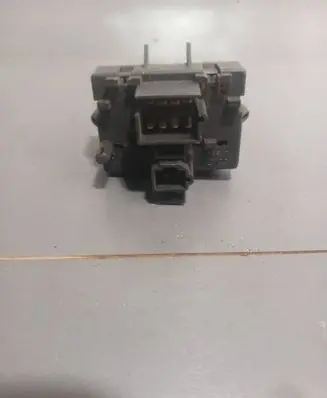 Mercedes-Benz ML W163 Electric window control switch 1638201110 03751600