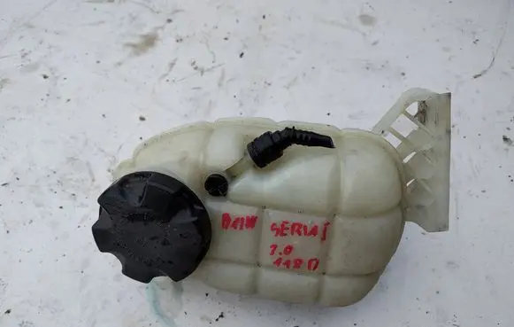 BMW 1 F20 F21 Coolant expansion tank/reservoir 