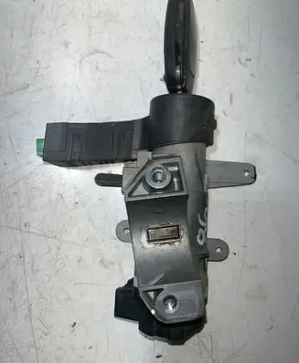 Volvo S70 V70 V70 XC Ignition lock 8626324
