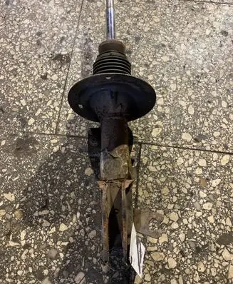 Volvo S40, V40 Front shock absorber/damper
