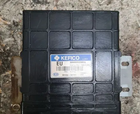 KIA Opirus Engine control unit/module 9060930339DA