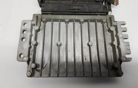 Renault Espace III Engine control unit/module 7700110471