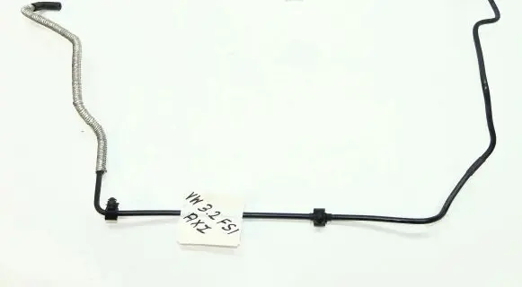 Volkswagen PASSAT B6 Vacuum line/pipe/hose 03H133778D