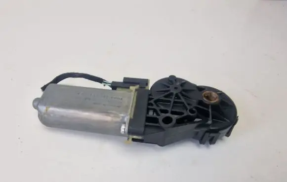 Audi A8 S8 D3 4E Seat adjustment motor 0390203222