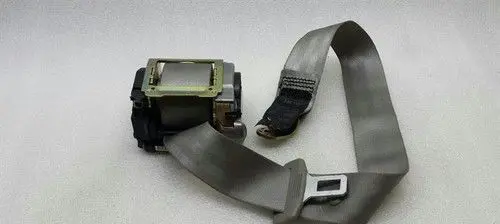 Audi A8 S8 D2 4D Third row seat belt 4D0857805C