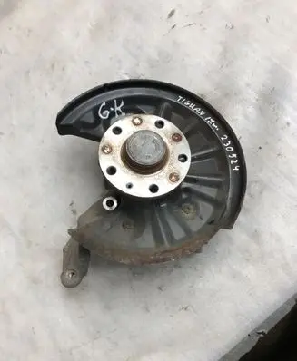Volkswagen Tiguan Rear wheel hub 3q0501117