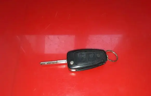 Ford C-MAX II Ignition key/card AM5A220B08GB AM5A22053CC