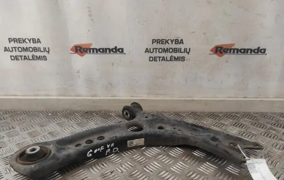 Volkswagen Golf VII Front lower control arm/wishbone 5Q0407152J