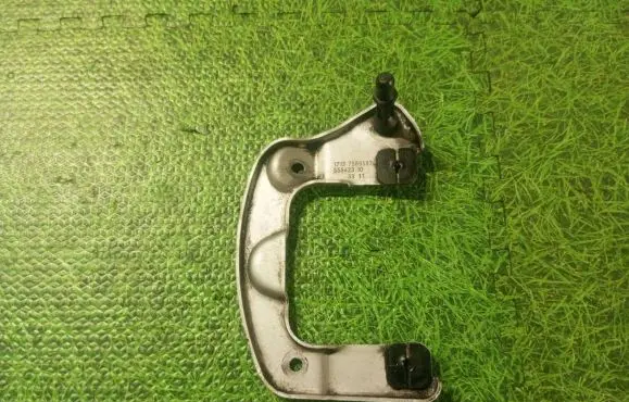 BMW X5M E70 Fuel expansion tank 7589597 17137589597