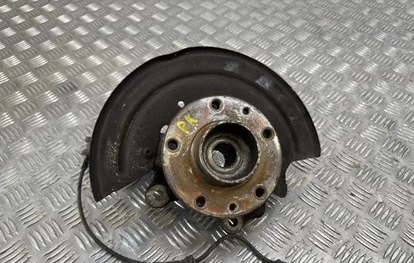Dacia Duster Front wheel hub