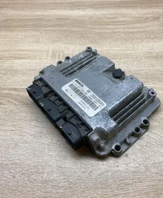Renault Scenic II - Grand scenic II Engine control unit/module ECU 8200391966 0281011549