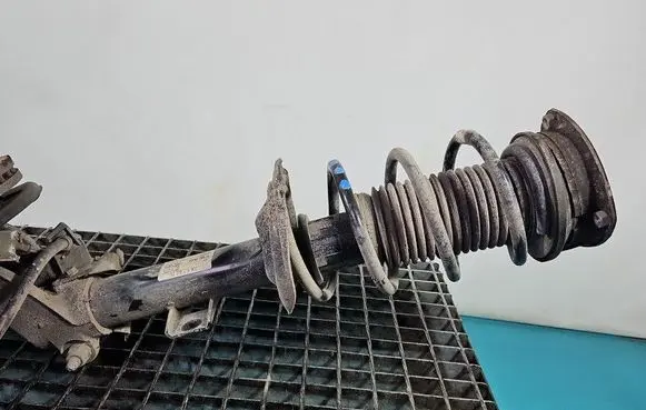 Skoda Kamiq Front shock absorber/damper 2Q0413031DS IMPRK1553835