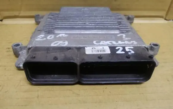 KIA Carens III Engine control unit/module ECU 39112-25050