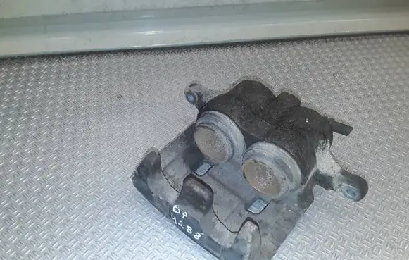 Nissan X-Trail T30 Front brake caliper 