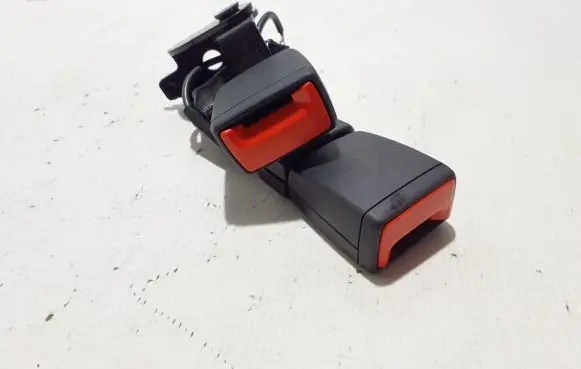 Skoda Kamiq Rear seatbelt buckle 654857739B