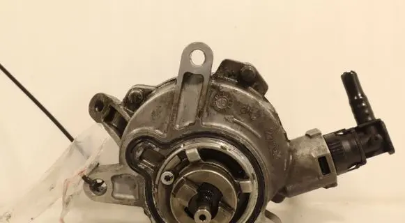 Volvo S60 Vacuum pump 31219463