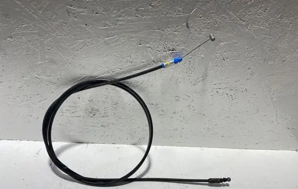 Mazda 323 Engine bonnet/hood lock release cable 