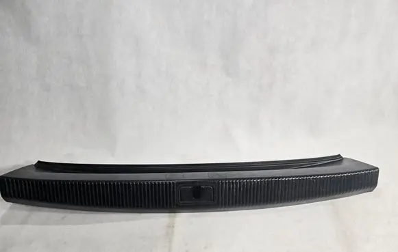 Audi A8 S8 D3 4E Trunk/boot sill cover protection 4E0863471B