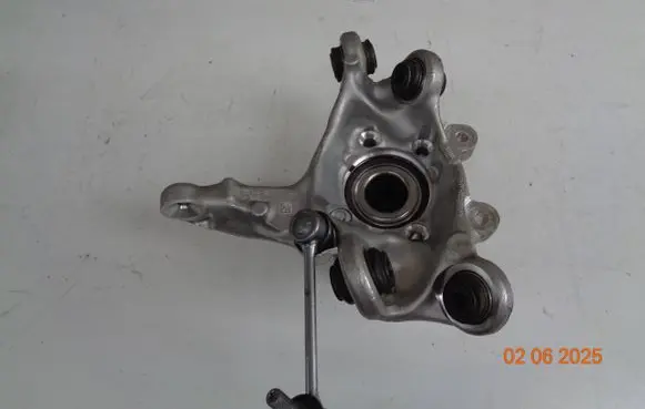 Mercedes-Benz EQS X296 Rear wheel hub spindle/knuckle A2960300 02062025