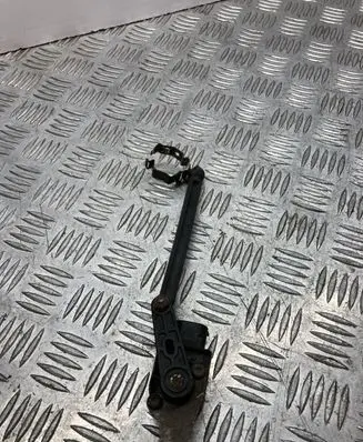 BMW 5 E60 E61 Headlight level adjustment motor 37146784072