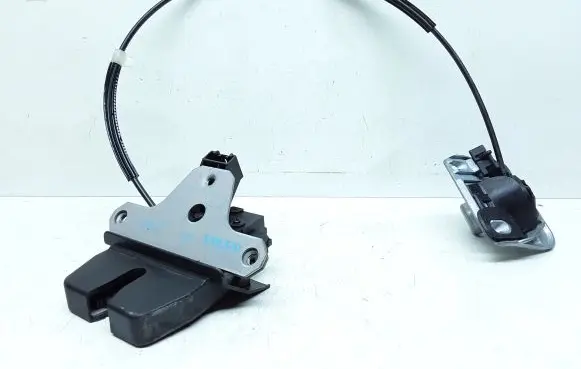 Volvo S60 Tailgate/trunk/boot lock/catch/latch 31253043 31335051