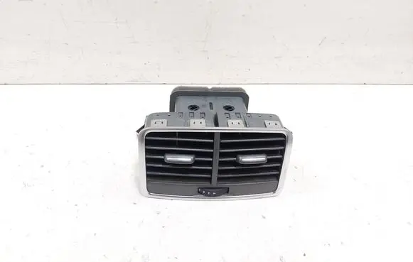 Audi A6 S6 C6 4F Rear air vent grill 4F0819203