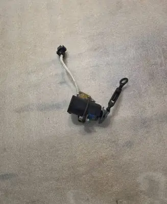 Audi A8 S8 D2 4D Accelerator pedal position sensor 028907475AA