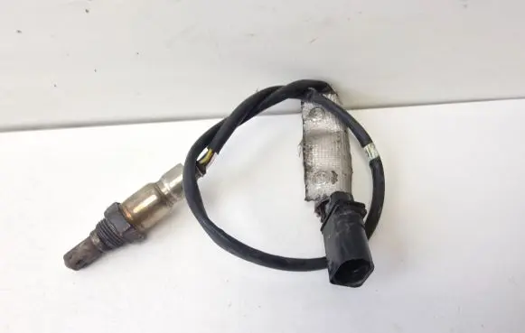 Volkswagen Jetta VI Lambda probe sensor 03L906262A