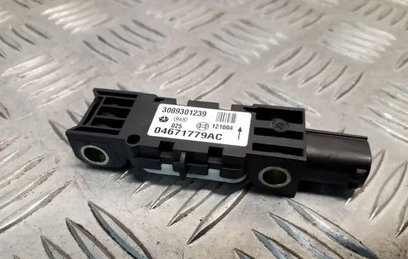 Jeep Grand Cherokee (WK) Airbag deployment crash/impact sensor 04671779AC