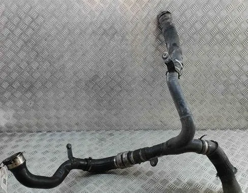 Intercooler hose/pipe